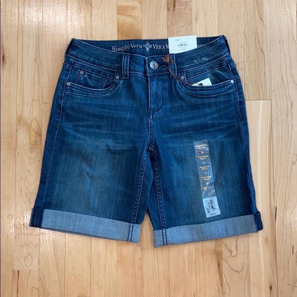 NWT Simply Vera Vera Wang Jean Boyfriend Shorts